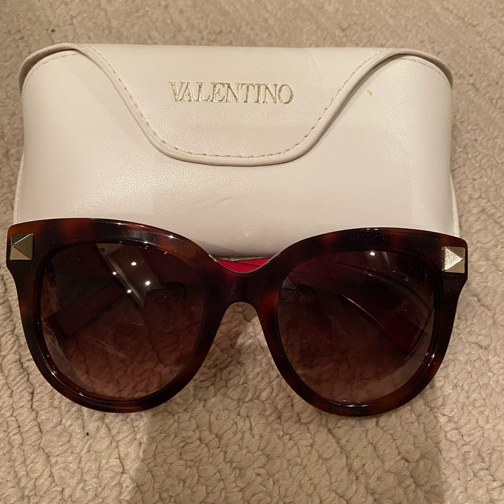 Valentino sunglasses
